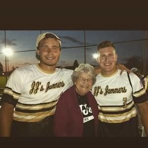 Meet your Posher, Max